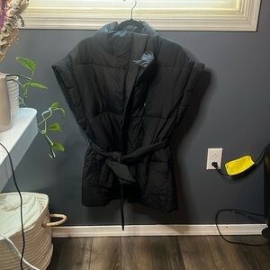 Gap, black puffer vest with belt